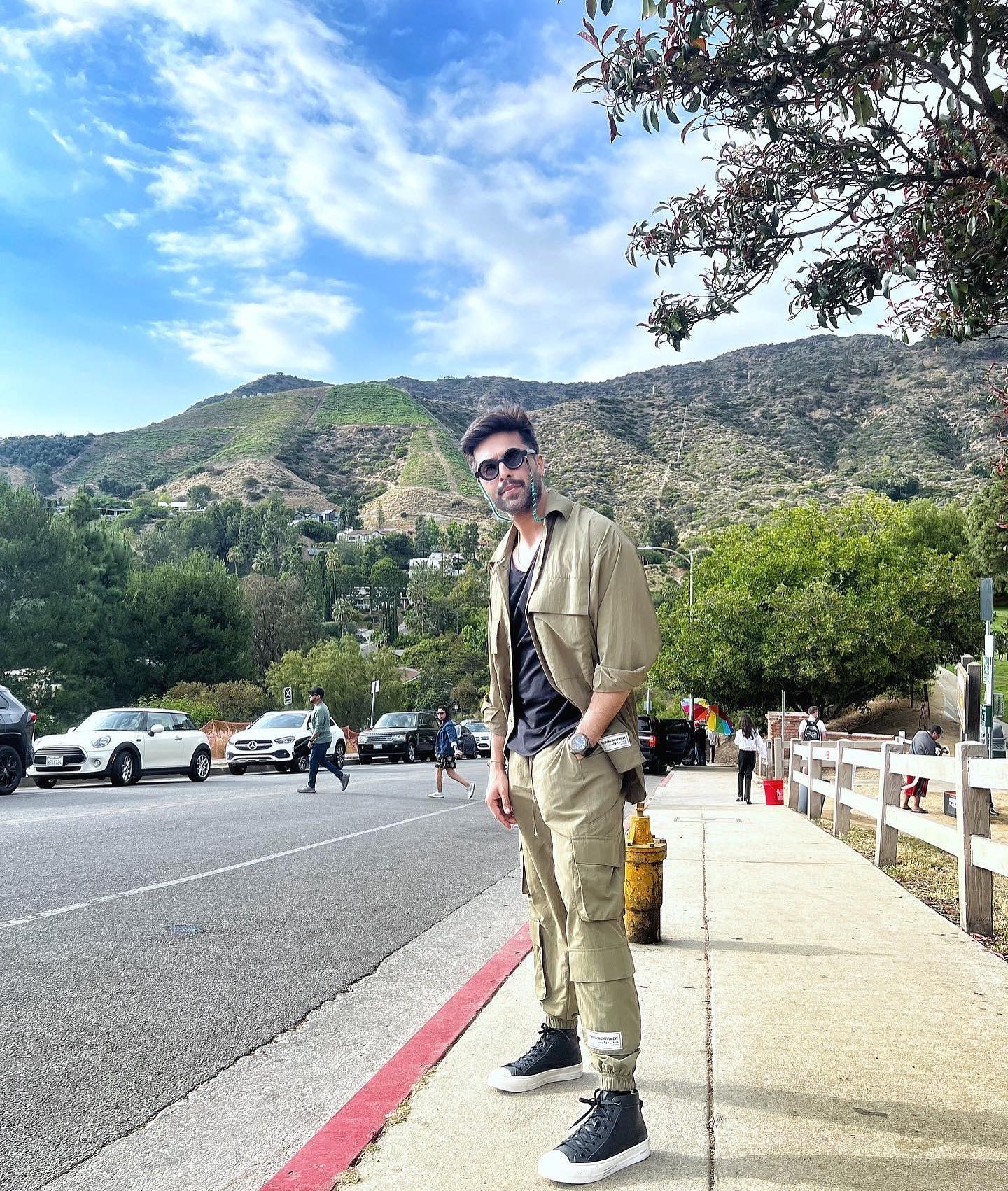 Pakistani Rapper California Famous Pakistani Celebrities Spotted At Los Angeles California ...