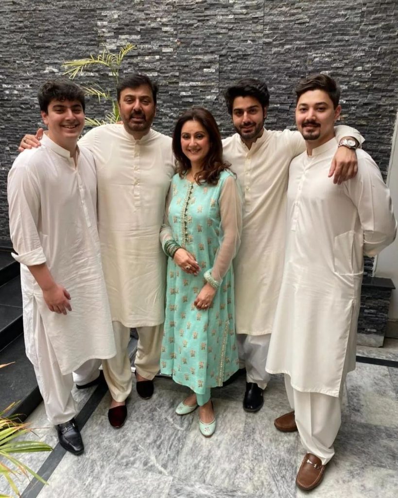 Pakistani Celebrities Pictures from Eid-ul-Fitr 2022 Day 2 - Part 1