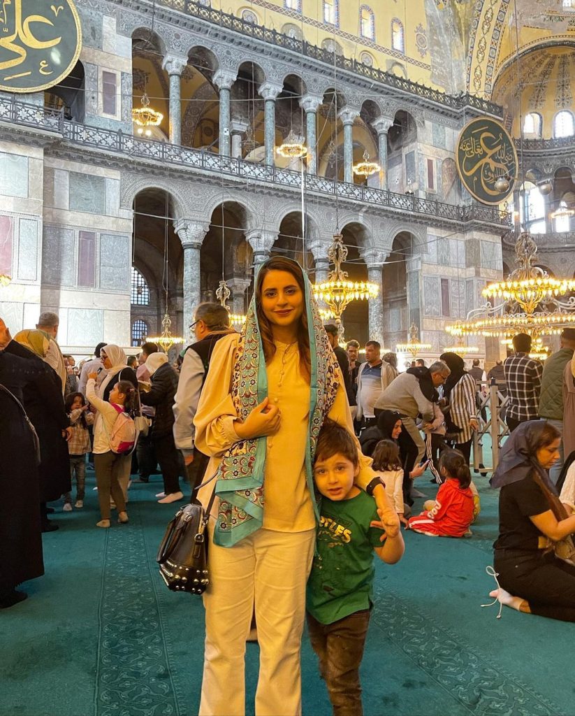 Fatima Effendi And Kanwar Arsalan’s Visit To Hagia Sophia Mosque