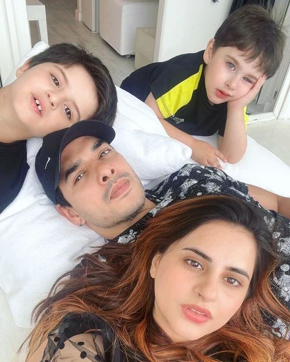 Fatima Effendi And Family Enjoying Vacations In Antalya Turkey