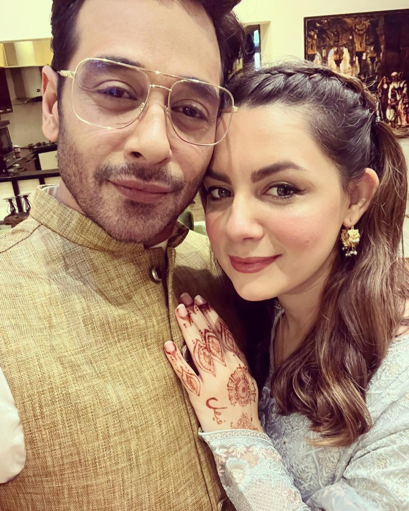 Faysal Qureshi's Beautiful Family Clicks