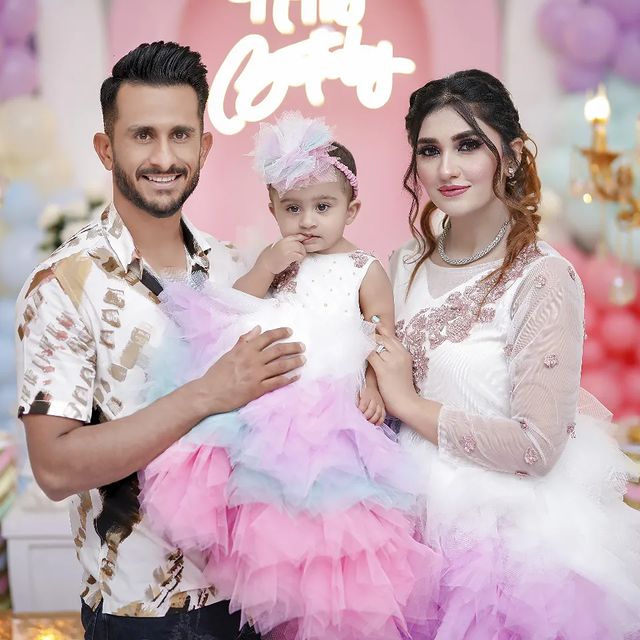 Hassan Ali And Family's Recent Beautiful Clicks From UK