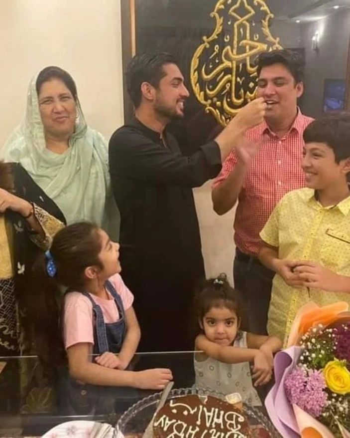 Iqra-ul-Hassan's Birthday Celebration With Family
