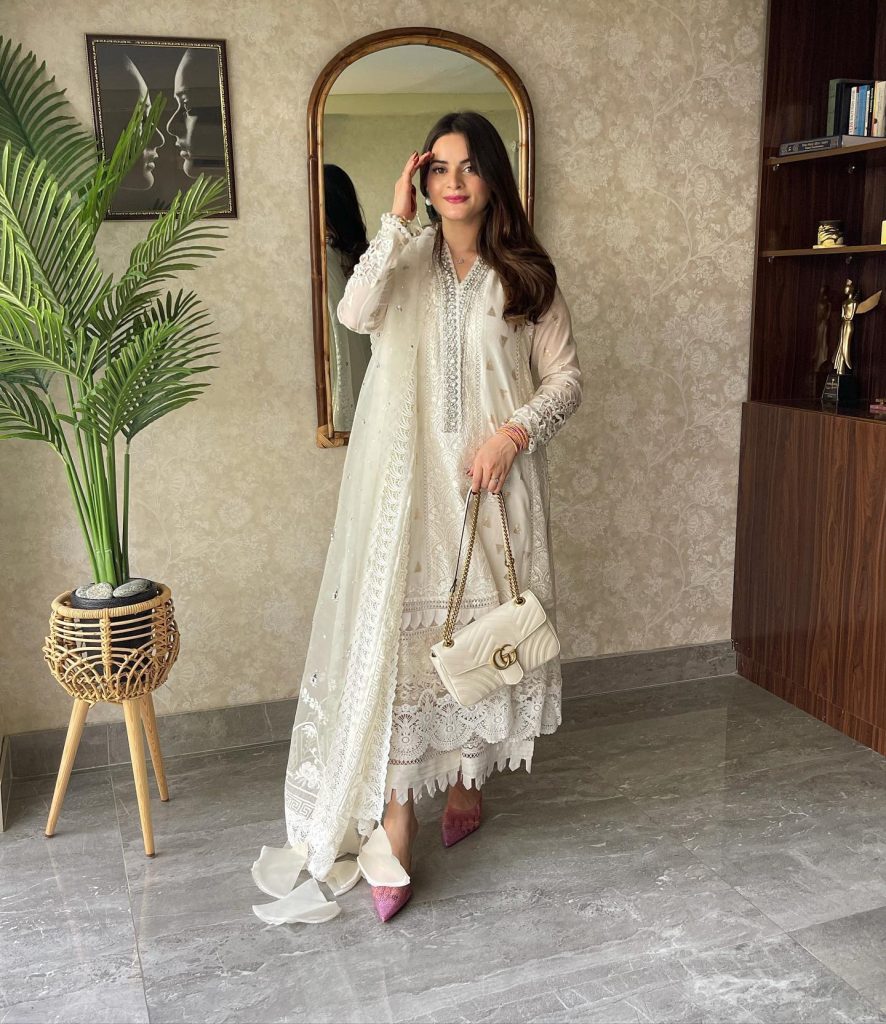 Best Dressed Pakistani Celebrities on Eid 2022