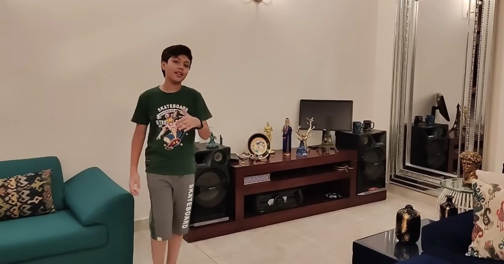 Pehlaaj Iqrar Ul Hassan Gave a Detailed Tour of His House