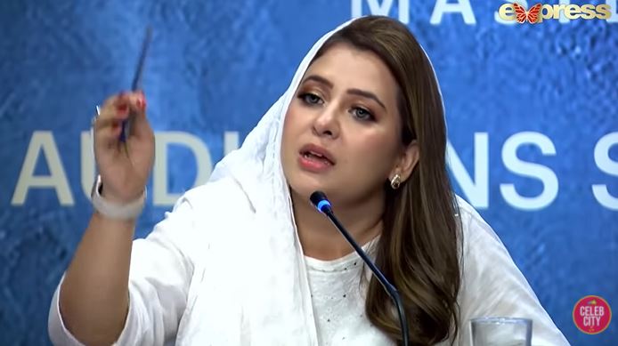 Here's Why Rabia Anum Walked Out Angrily From A Live Show