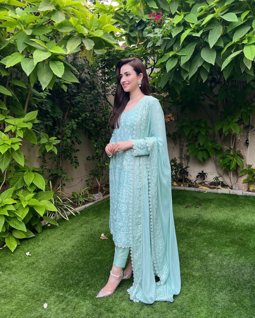 Sana Javed and Umair Jaswal Beautiful Eid Pictures