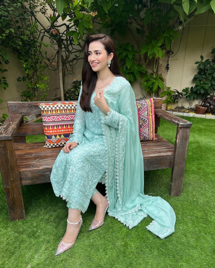 Sana Javed and Umair Jaswal Beautiful Eid Pictures