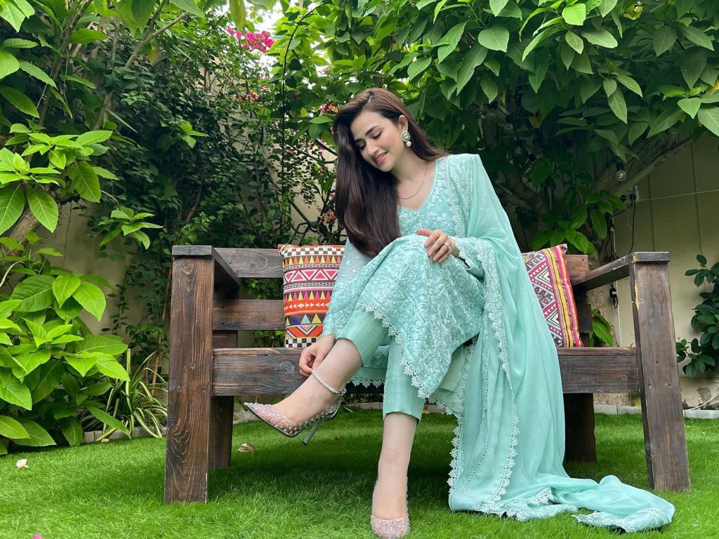 Sana Javed and Umair Jaswal Beautiful Eid Pictures