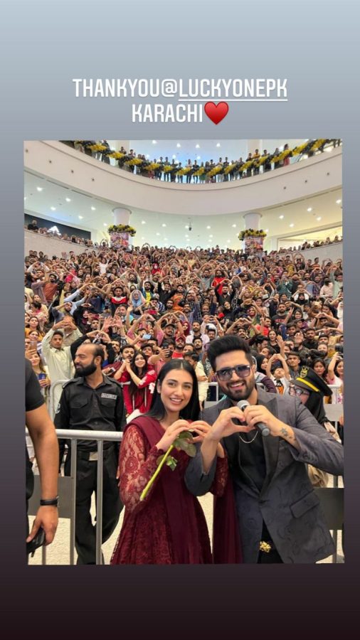 Sarah Khan And Falak Shabir's Pictures From Concert At Lucky One Mall Karachi