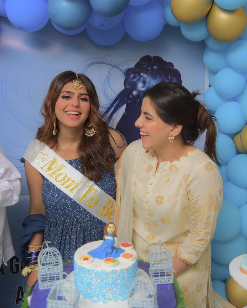 Actress Anumta Qureshi Pictures From Her Baby Shower