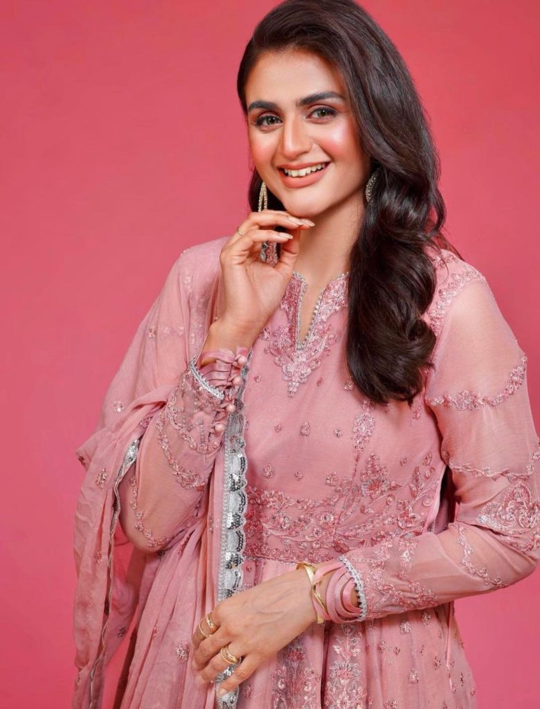 Best Dressed Pakistani Celebrities on Eid 2022