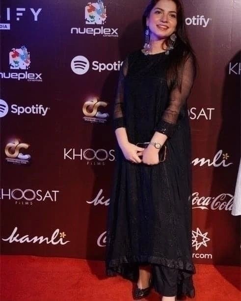 Kamli Had A Star-Studded Premiere In Karachi