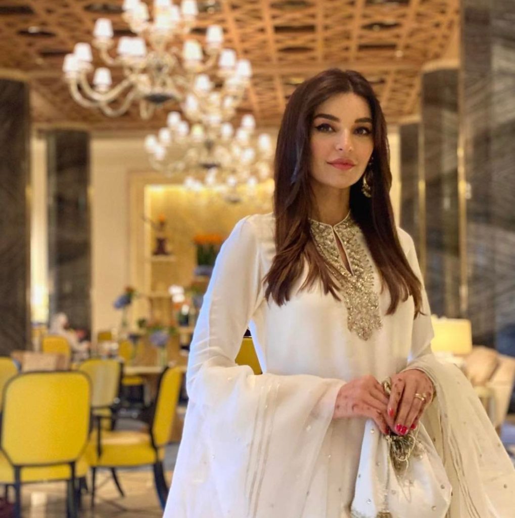 Best Dressed Pakistani Celebrities on Eid 2022