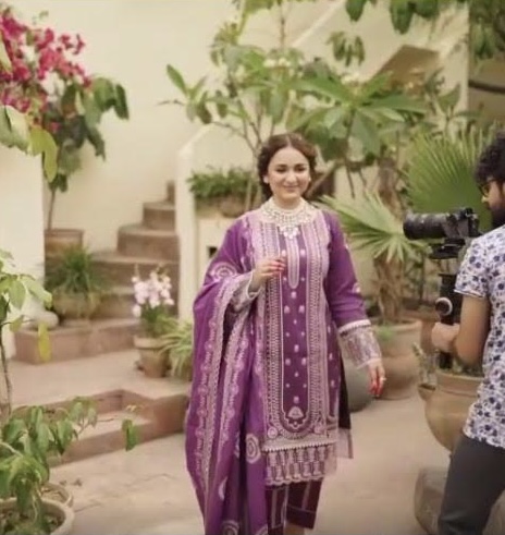 Yumna Zaidi And Merub Ali’s BTS Video Gets Heavily Criticized