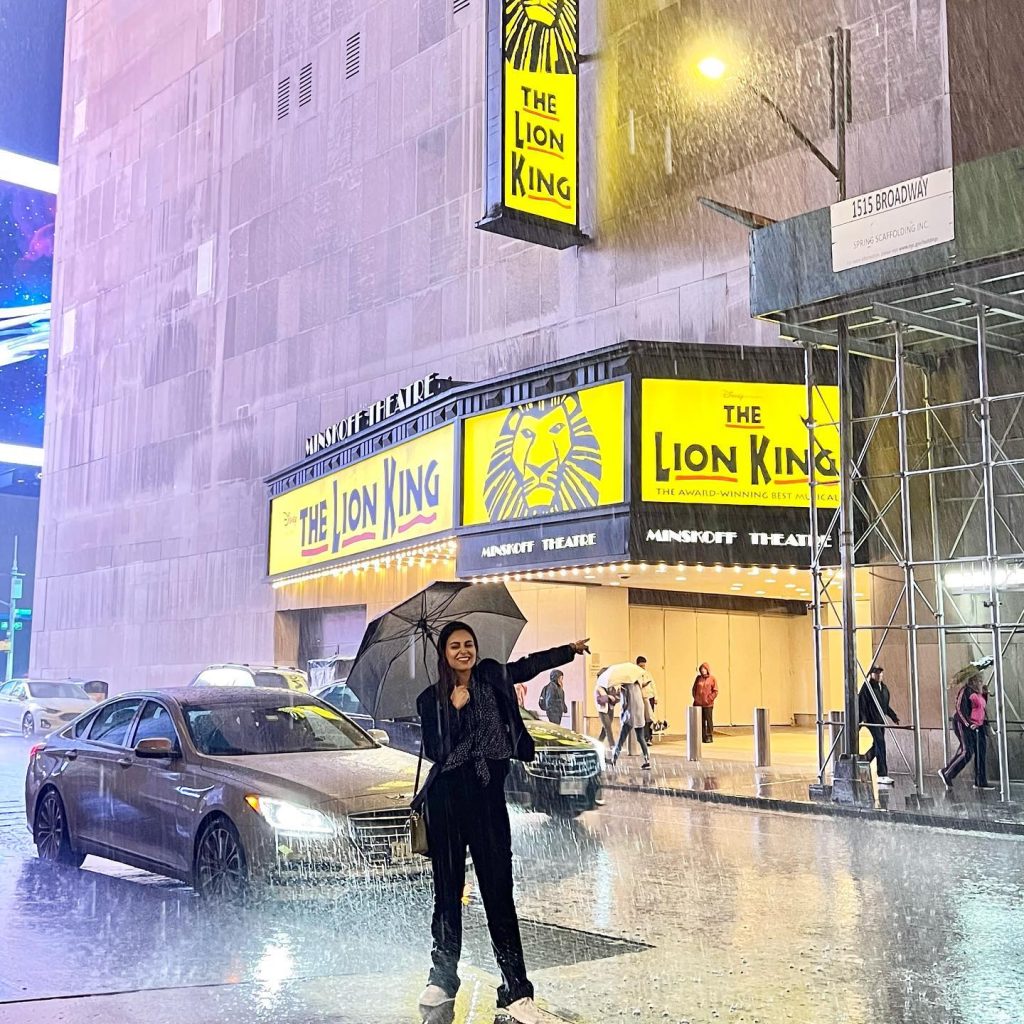 Amar Khans Latest Sizzling Clicks From New York