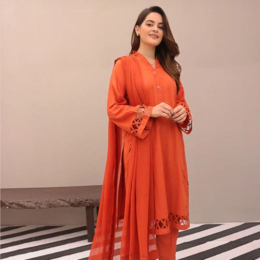 AnM Closet's Eid Solids'22 Featuring Minal Khan