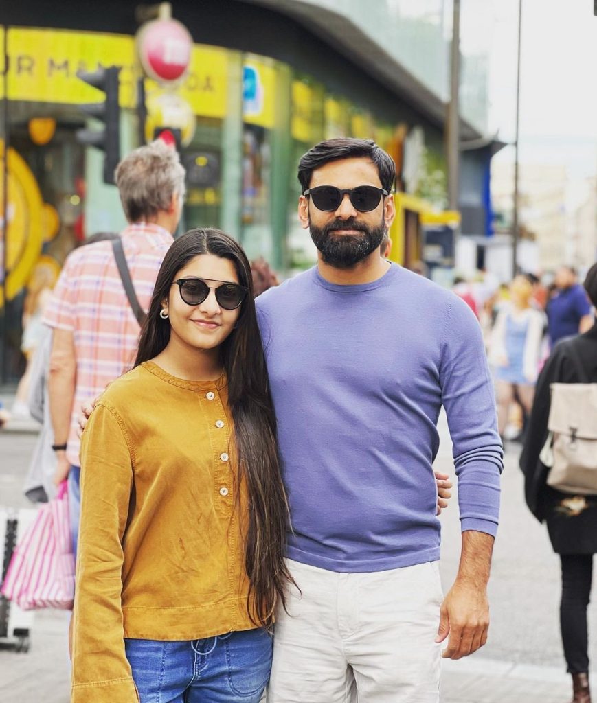 Mohammad Hafeez's Latest Family Pictures From London
