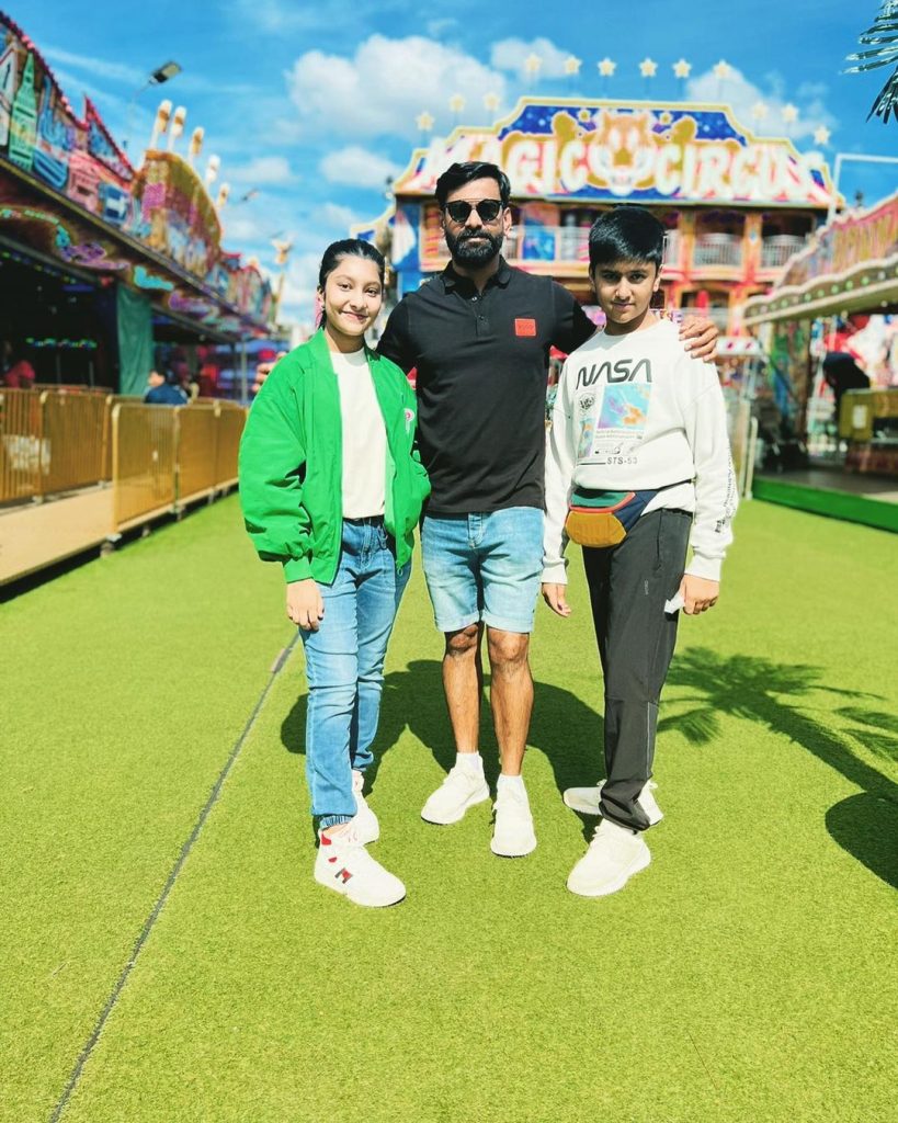 Cricketer Mohammad Hafeez's Family Trip To London