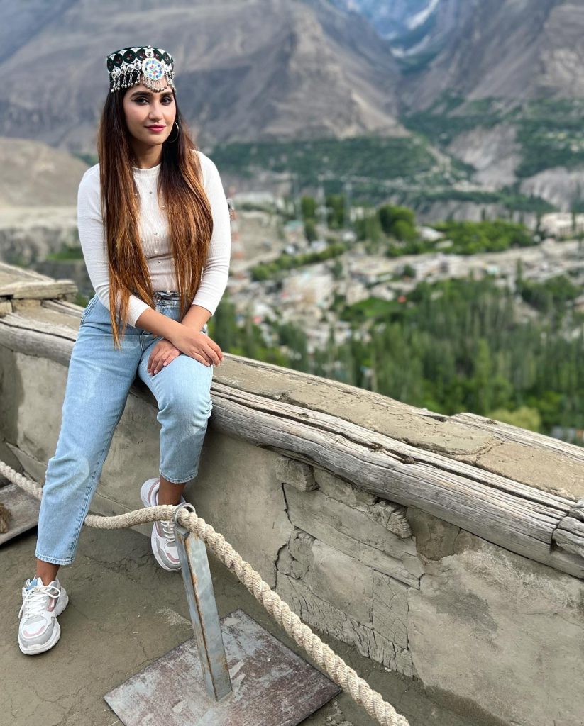 Hassan Ali’s Breathtaking Family Pictures From Hunza