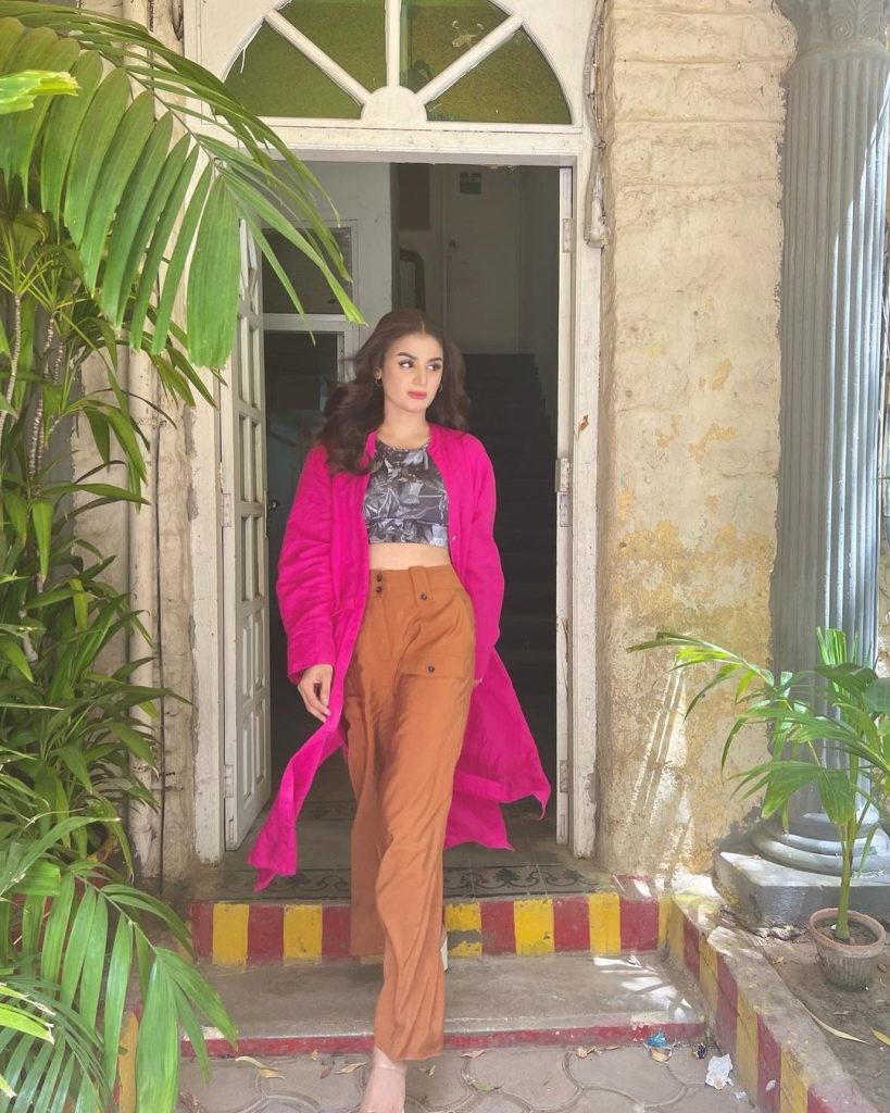 Hira Mani’s Revealing Outfit Invites Public Backlash