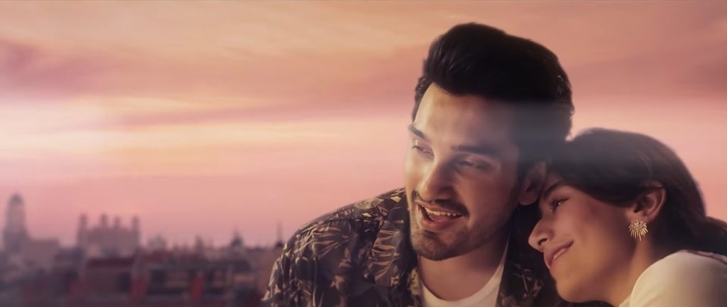 Fans Praise Uzair Jaswal's New Song Tere Jiya Koi Nai