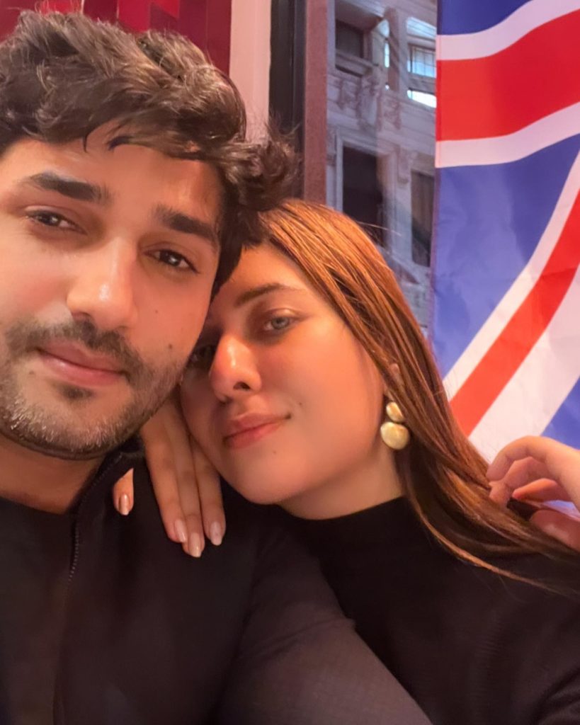 News Anchor Rabia Anum Spotted Enjoying Vacations In UK