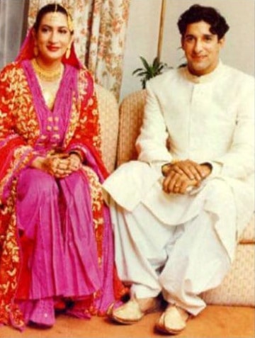 Does Wasim Akram Miss His First Wife Huma