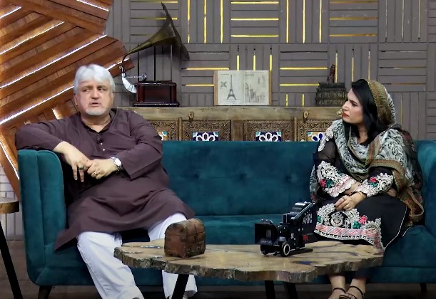 Nauman Ijaz Gets Schooled For Criticizing Saima Akram Chaudhry