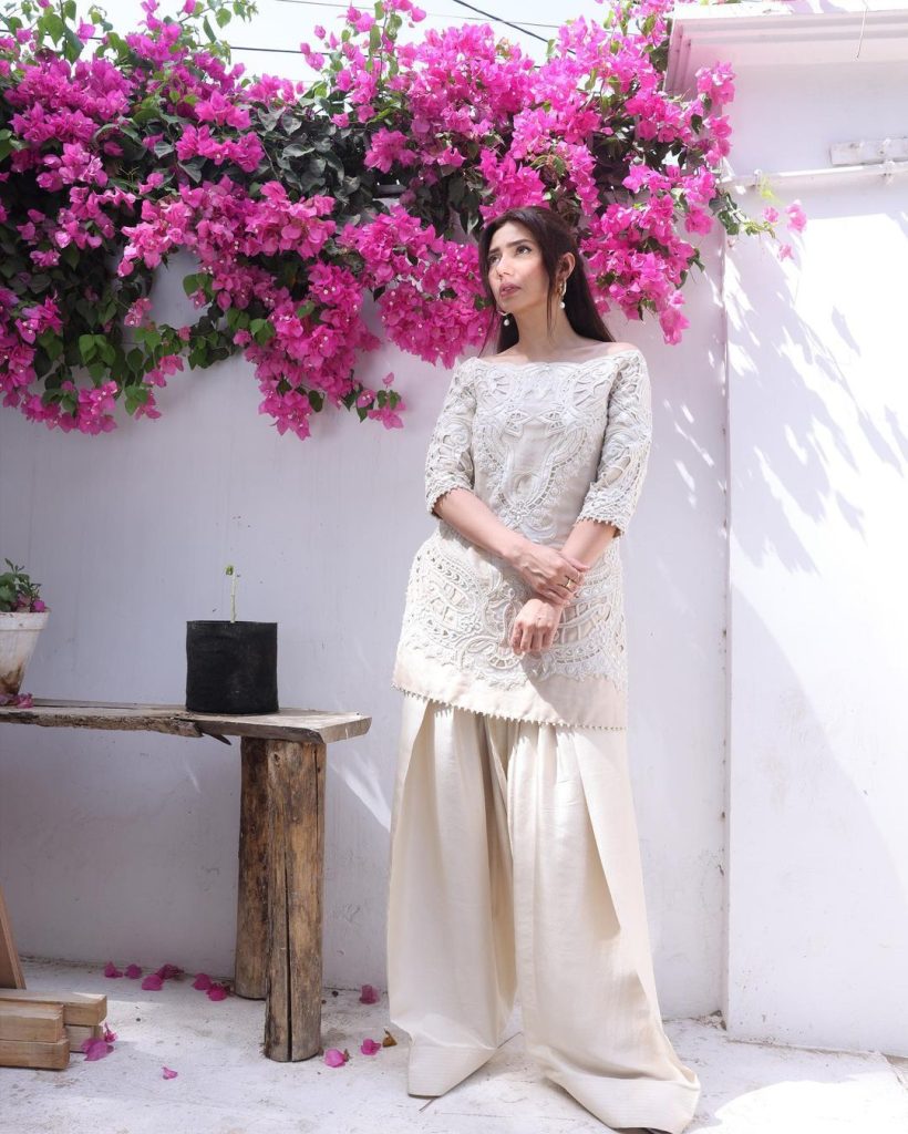 Mahira Khan's Beautiful Promotion Looks For Quaid E Azam Zindabad