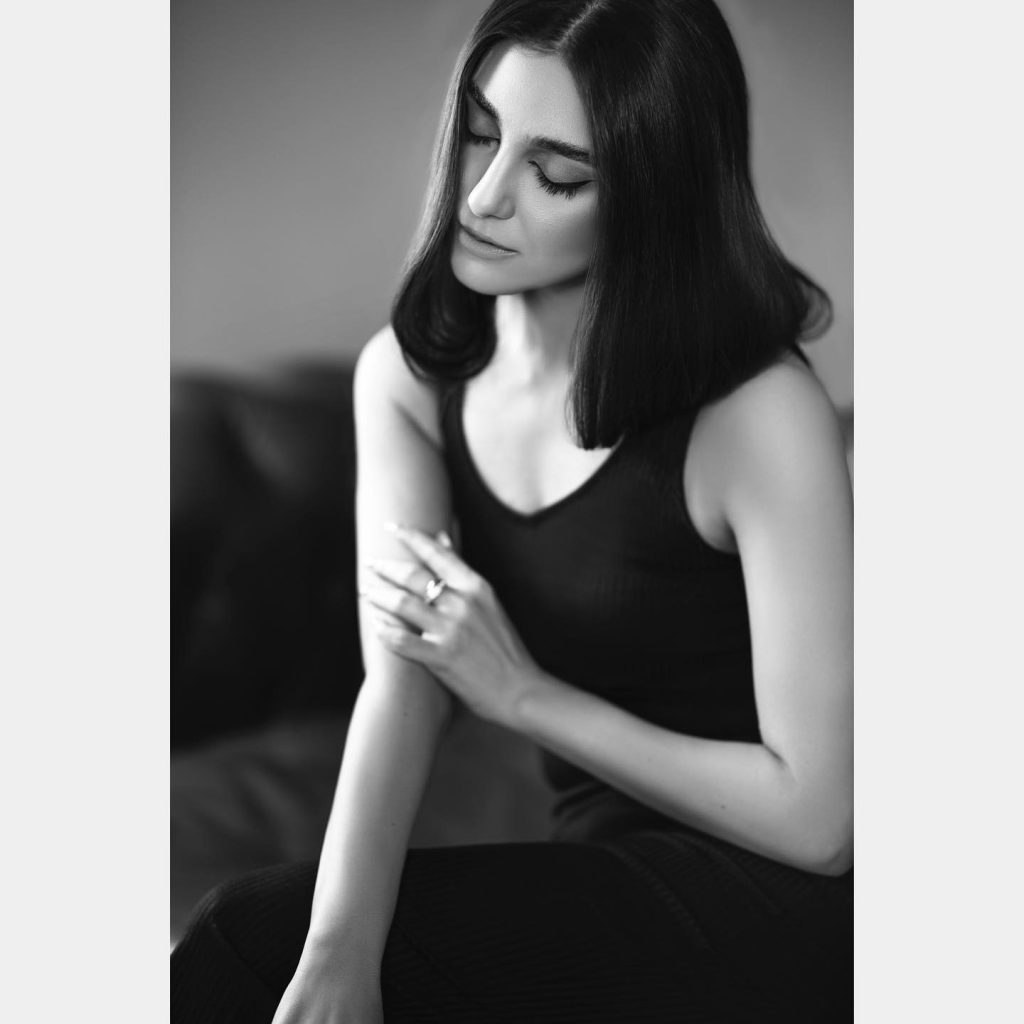 Fans Not Impressed With Maya Ali's Latest Style