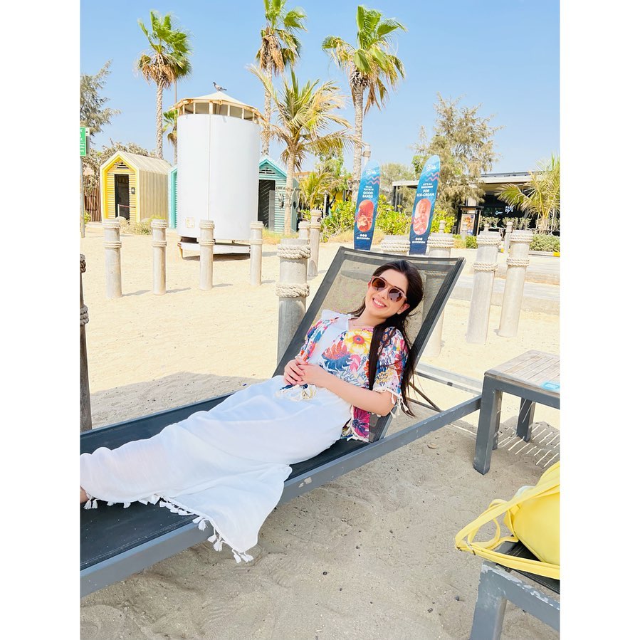 Arisha Razi Shares New Adorable Pictures from UAE Trip