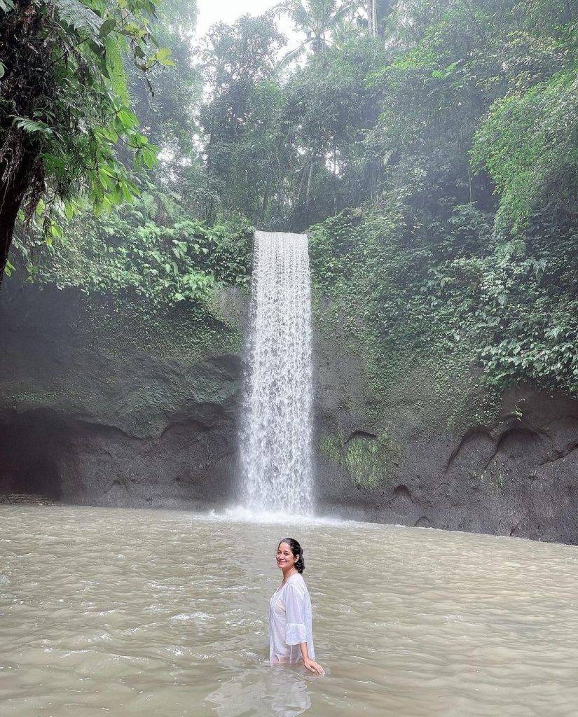 Faiza Gilani Foto cantik saat explore Bali, Indonesia