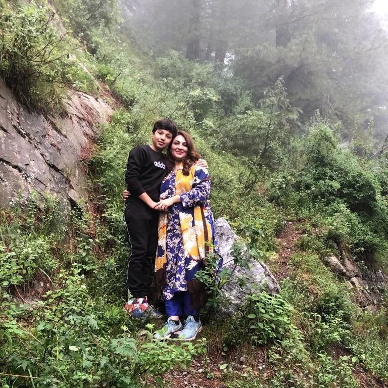 Iqrar-ul-Hassan And Family Vacationing In Nathia Gali