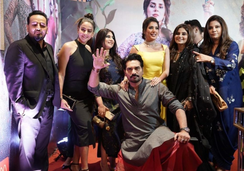 Mehwish Hayat & Saba Qamar's Bold Dressing on Premiere Gets Public Hate