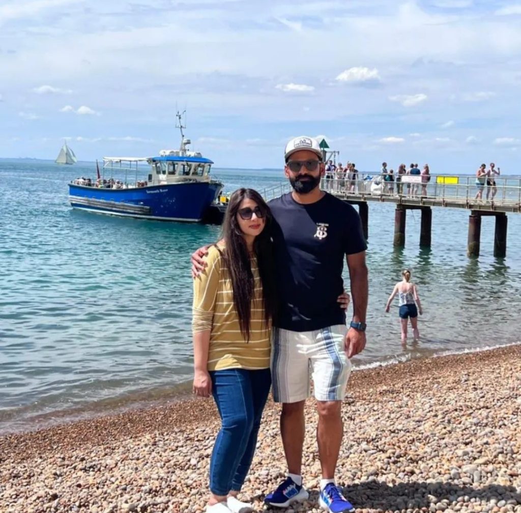 Mohammad Hafeez Family Pictures From England & Scotland