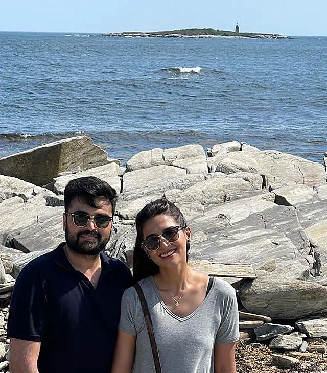Rabab Hashim New Vacation Pictures with Husband from USA