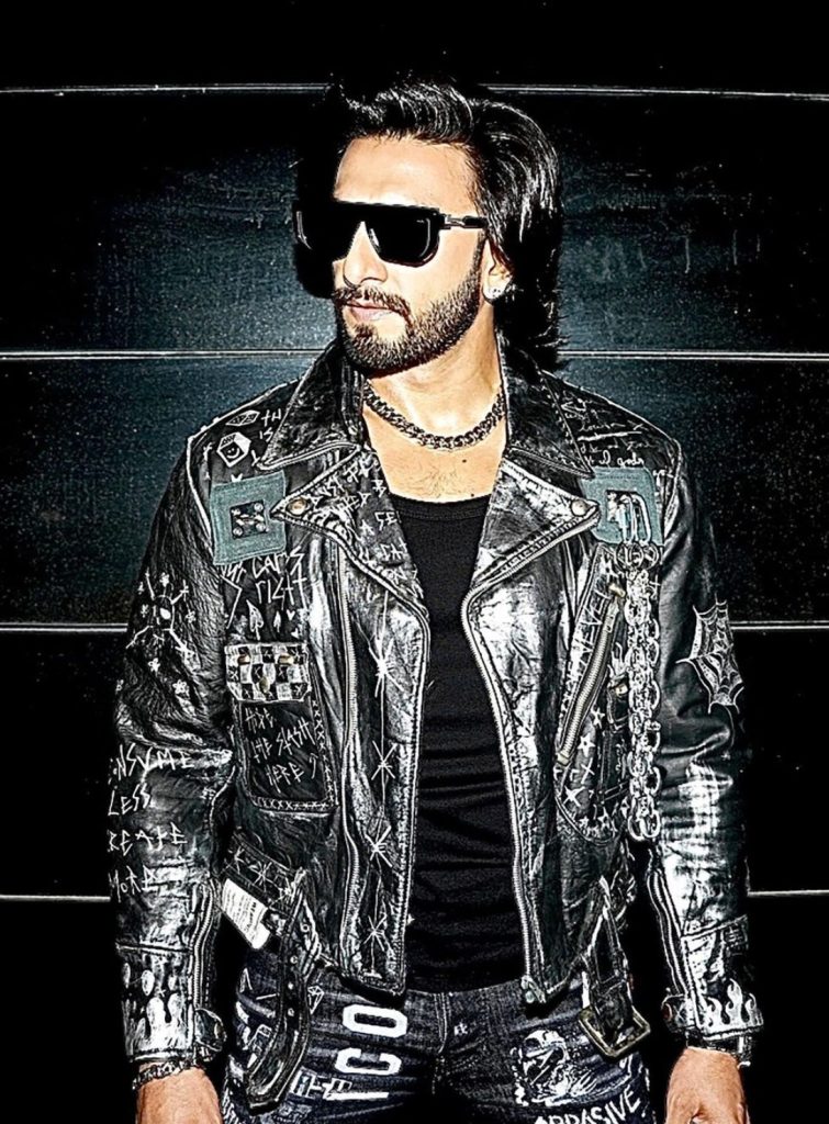 Ranveer's Bold Photoshoot Leaves Pakistani Public in Fits