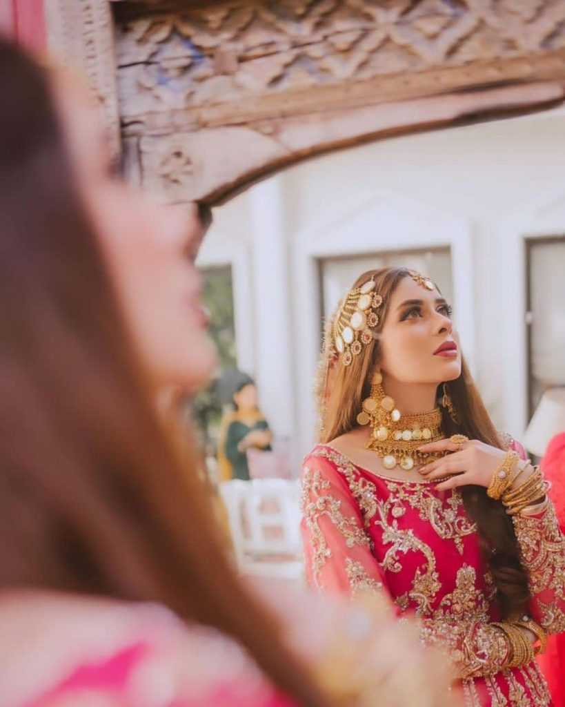 Azekah Daniel Looks Charming In Beautiful Red Bridal Ensemble