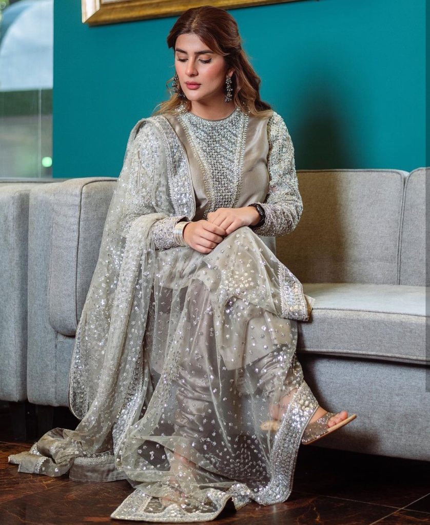 Kubra Khan Wears an Expensive Dress For Promotion Look