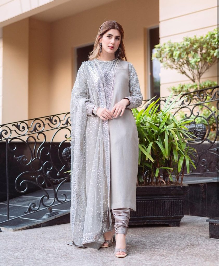 Kubra Khan Wears an Expensive Dress For Promotion Look