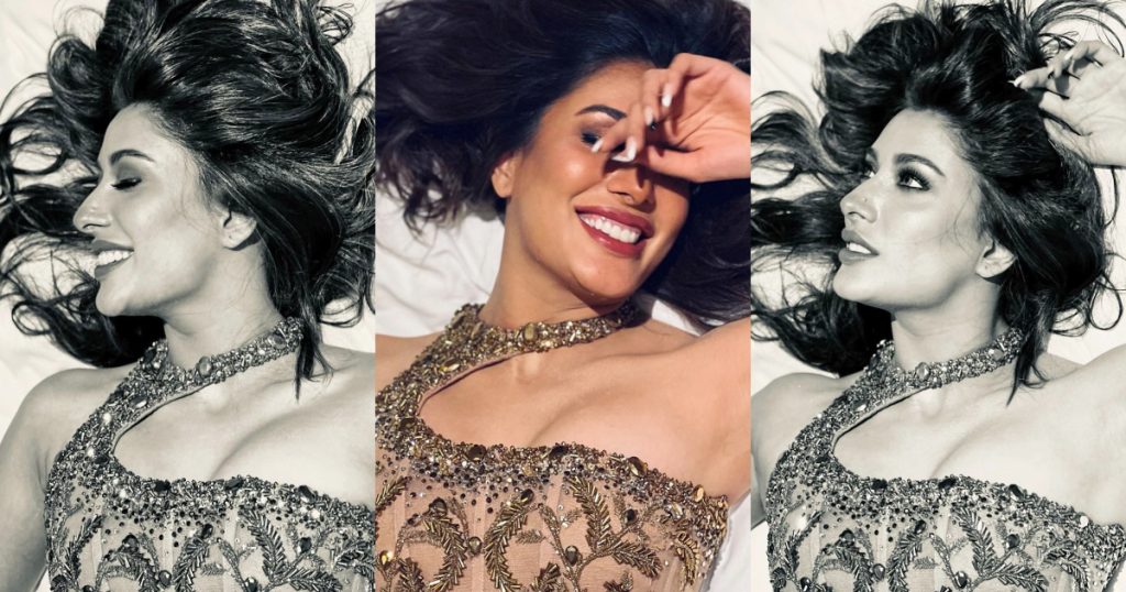 Mehwish Hayat's Bold Clicks Get Heavily Criticized