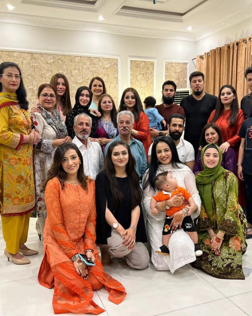 Saba Faisal Shares Beautiful Family Pictures