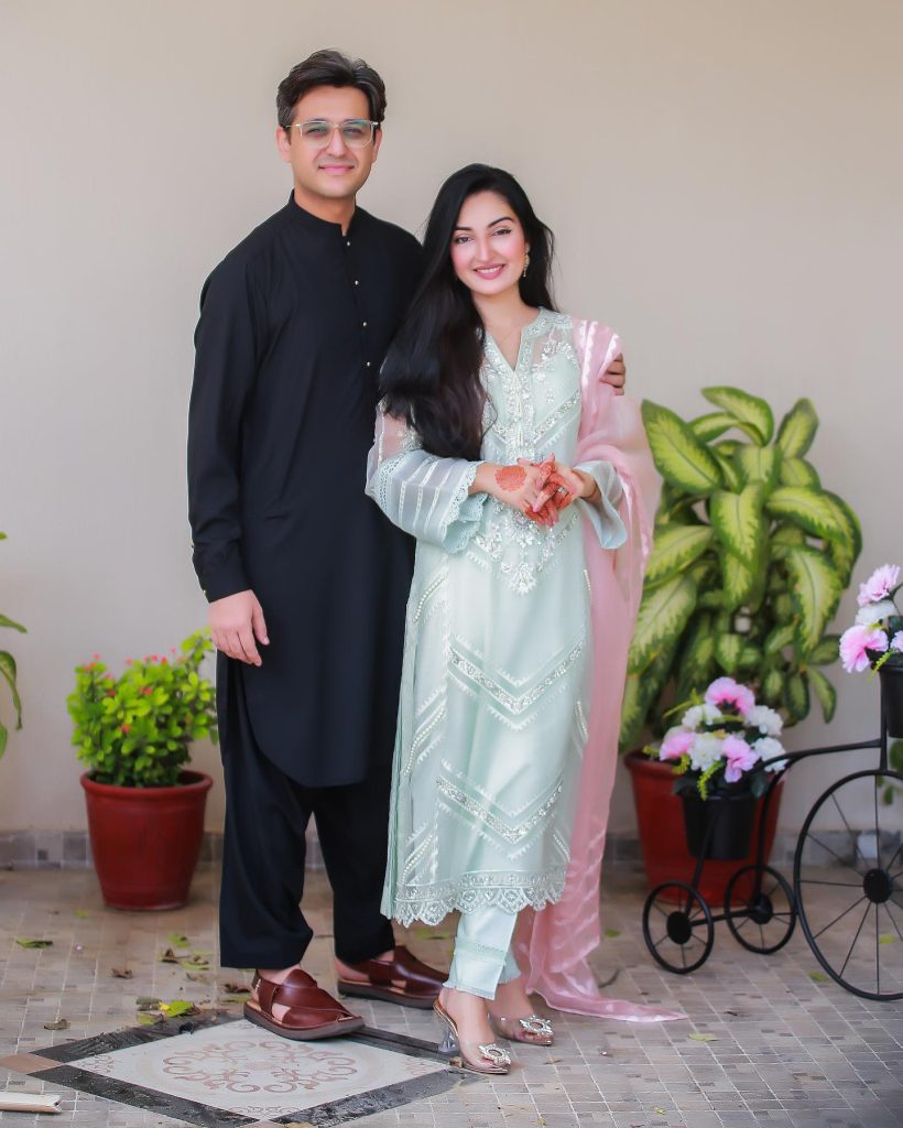 Adorable Eid Pictures of Shafat Ali and Family