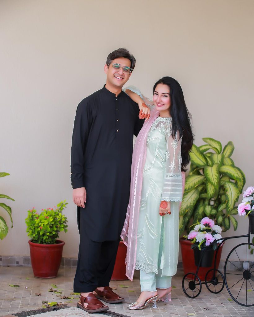 Adorable Eid pictures of Shafat Ali and family