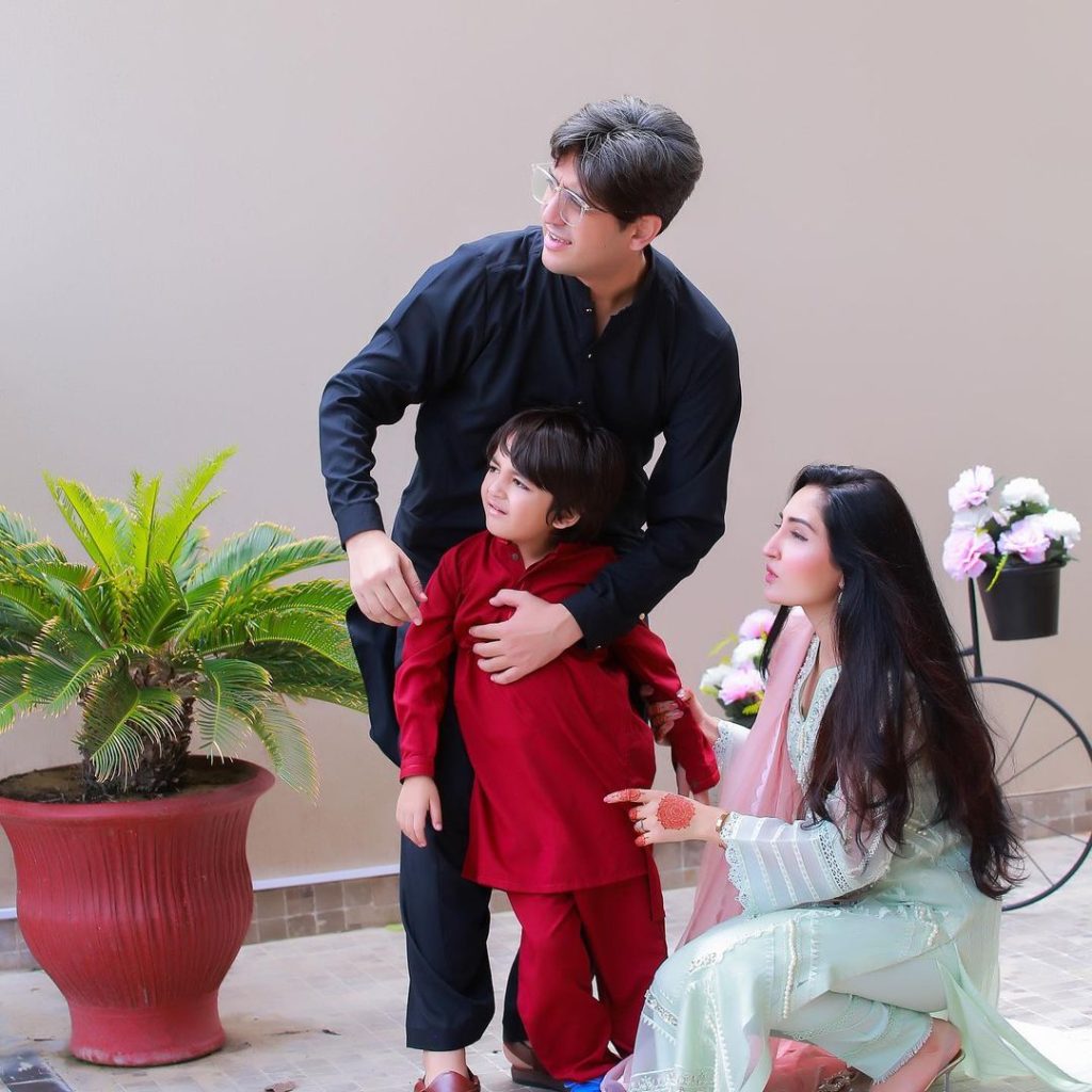 Adorable Eid pictures of Shafat Ali and family