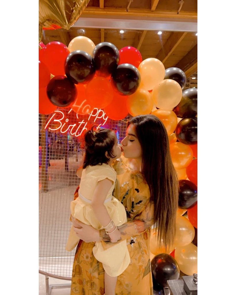 Arisha Razi Khan’s Adorable Clicks From Niece’s Birthday