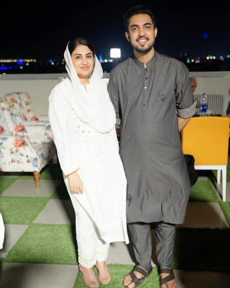 Fans Curious About Iqrar Ul Hassan's First Wife After Seeing Picture With Second Wife