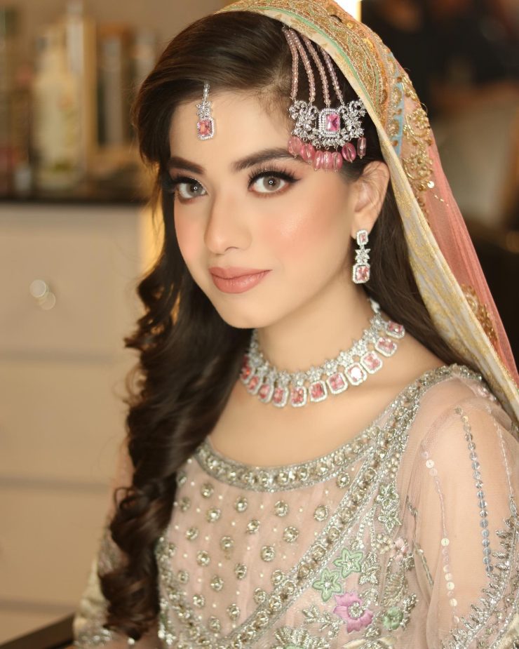 Arisha Razi Khan Shares Her Nikkah Details