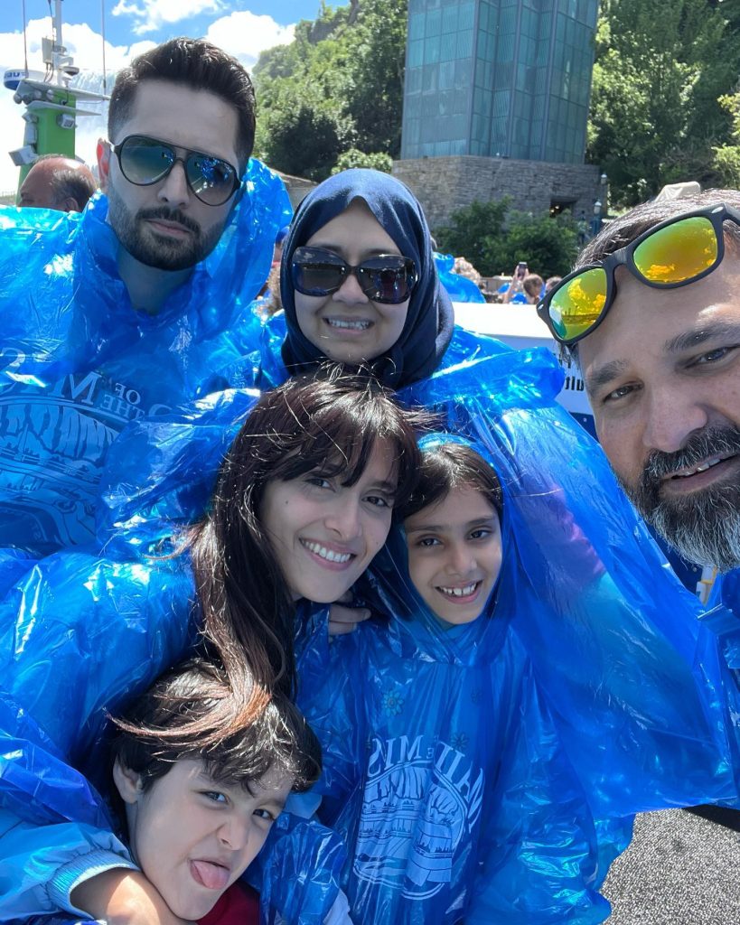 Ayeza Khan’s Mesmerizing Family Clicks From Time Square NYC